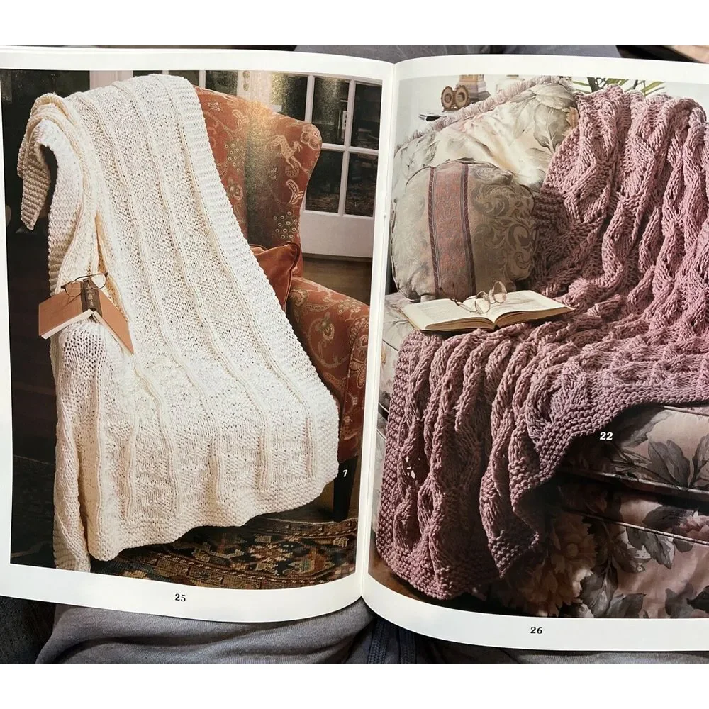Big Book of Quick Knit Afghans ‎ (Leisure Arts #3137) - Paperback - GOOD